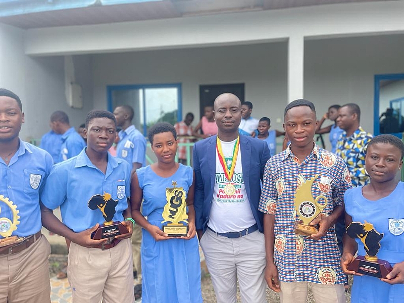 Students and staff of Worawora SHS extol Dr. Adutwum for promoting STEM