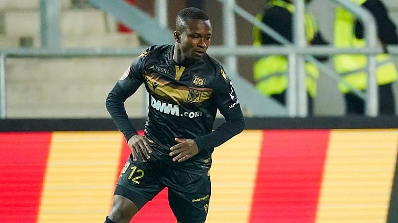 Togo midfielder Samuel Asamoah breaks neck in collision with advertising boa