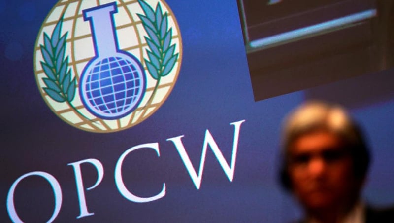 World powers trade accusations at tense chemical weapons summit