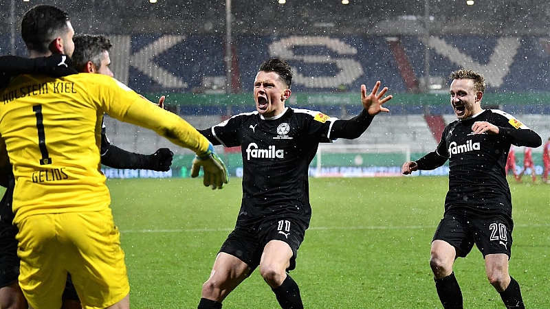 Bayern Munich knocked out of German Cup by second division ...