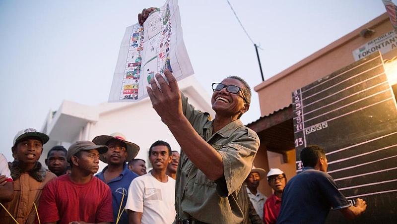 Two ex-presidents neck and neck in Madagascar elections