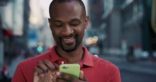 5 Ways Social Media Is Breaking Marriages