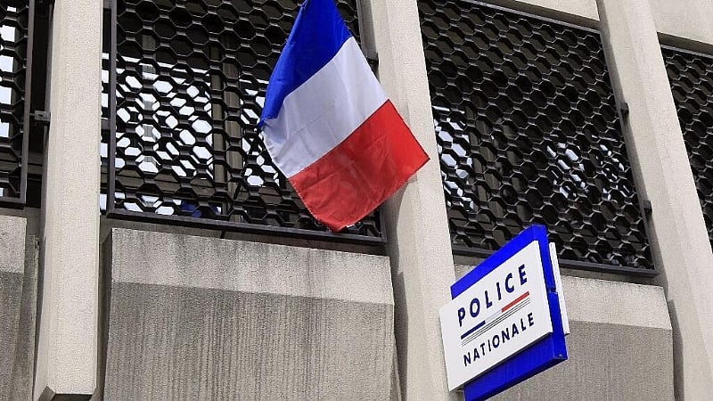 Paris prosecutor launches probe into death of man in custody