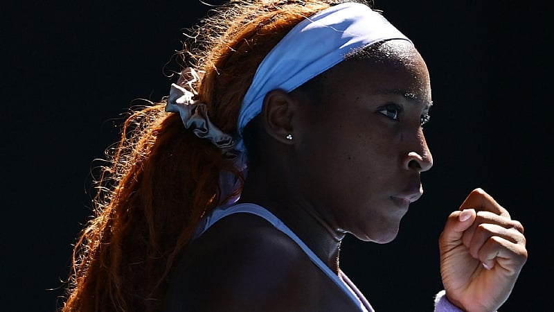 Australian Open 2026: Coco Gauff and Aryna Sabalenka breeze through to third