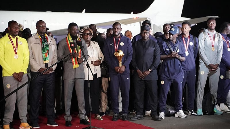 Senegal's top politicians welcome home triumphant Africa Cup of Nations squa