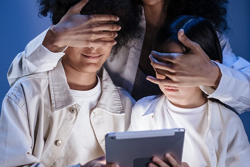 Following in Australia’s Footsteps: Should Ghana Restrict T...