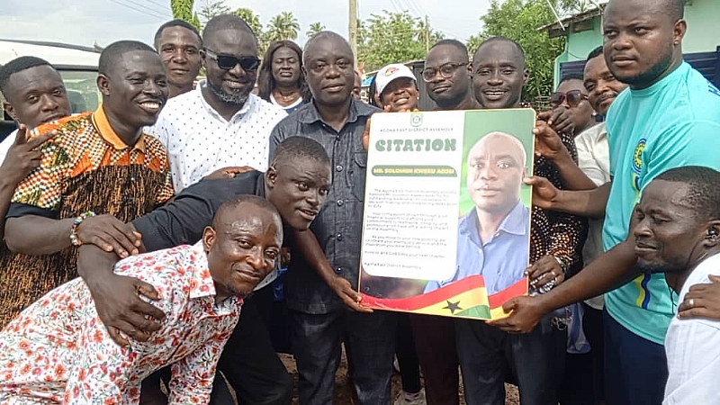 Agona East : Assembly staff honour outgoing Coordinating Director, Mr. Solom