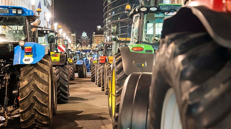 Farmers descend on Brussels to protest against EU Mercosur trade deal