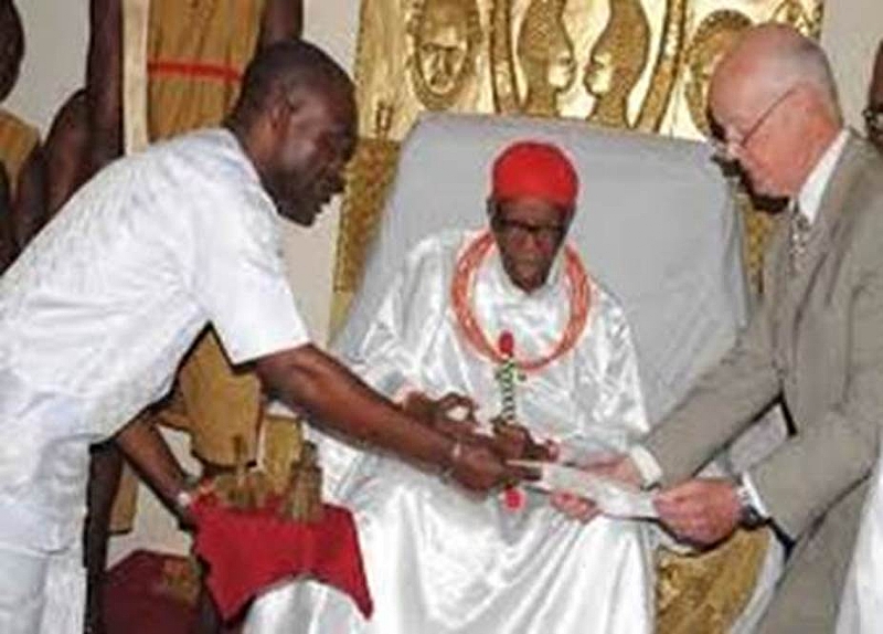 Mark Walker’s Second Attempt To Return Looted Benin Artefacts: Innovative Approach By Pitt Rivers Museum? - Modern Ghana