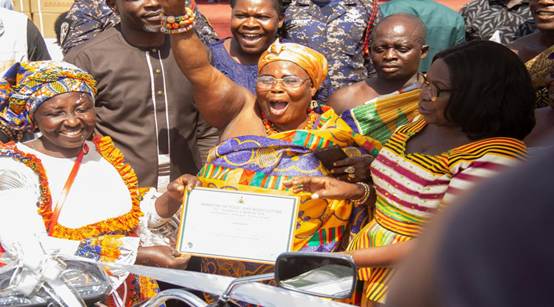 Widow Farmer Nikiema Mariama Crowned Overall Best at 41st Farmers' Day Celebration - Dormaa east