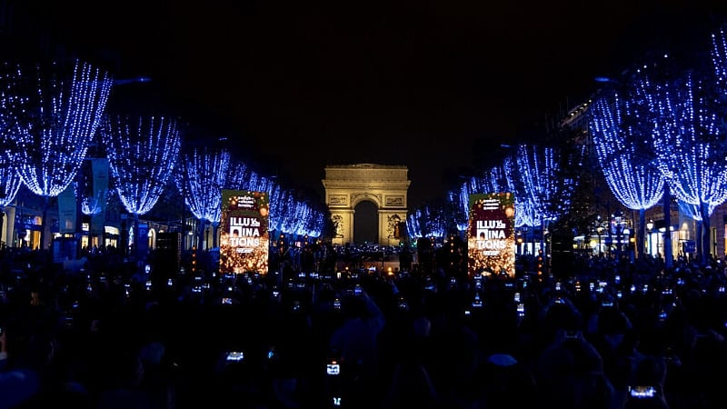 France steps up security ahead of New Year's Eve festivities