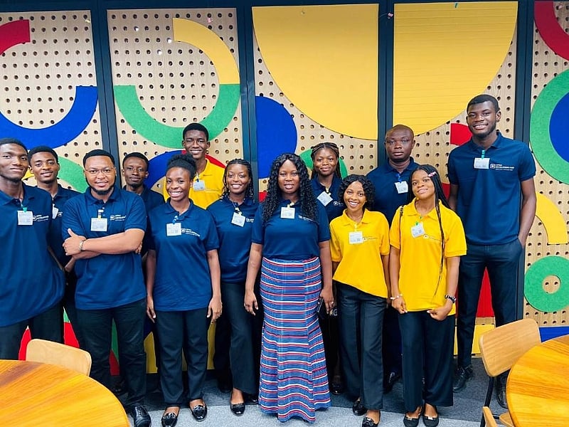 UPSA Developers Hub Lead Albert Siaw Yeboah Kay Showcases Working Web Application at Google AICC Session