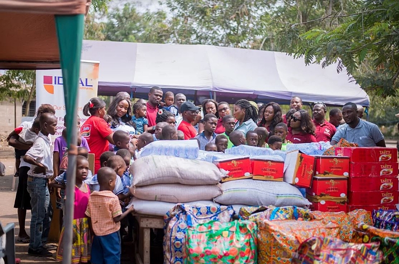 Groupe Ideal Visits Orphanage Homes To Share In The Valentine Love