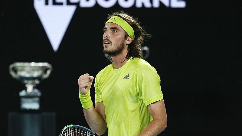 Australian Open - 'Phenomenal' Stefanos Tsitsipas roars ...