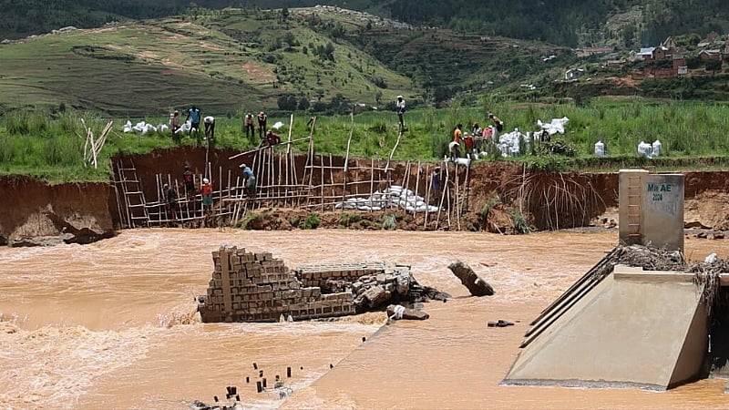 Cyclone Fytia in Madagascar leaves three dead, flooding affec