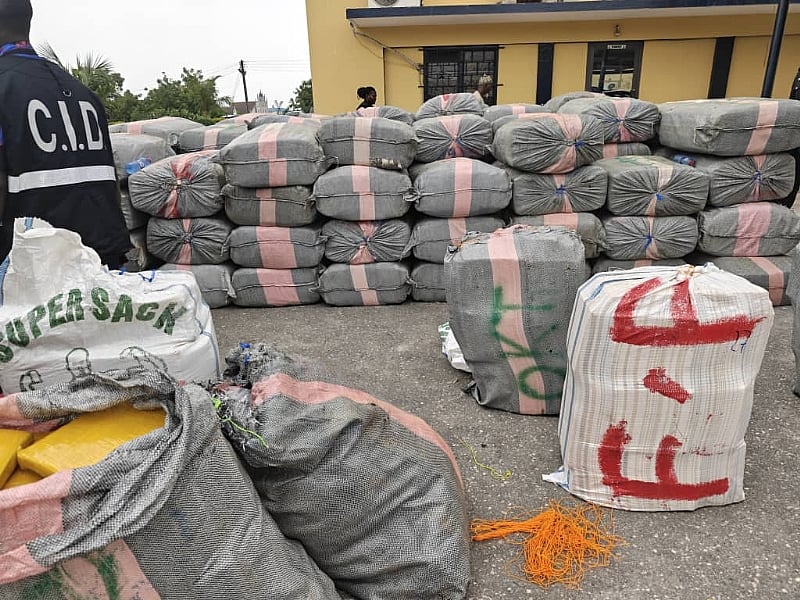 Police foil bribery attempt, seize two truckloads of suspected Indian Hemp a