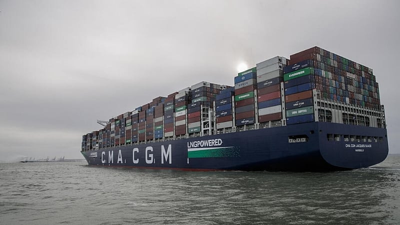 Deadly attacks stall trade in key corridor between Senegal an