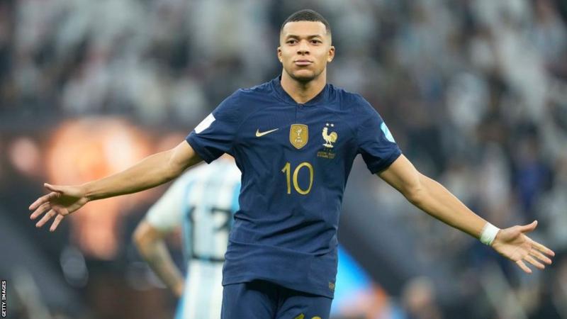 Kylian Mbappe replaces Hugo Lloris as new France captain