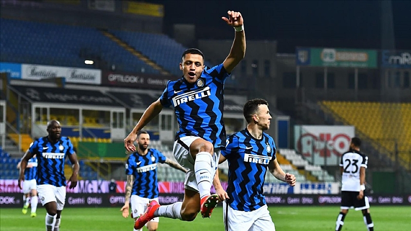 Serie A: Alexis Sanchez double sinks Parma to keep Inter Milan in command