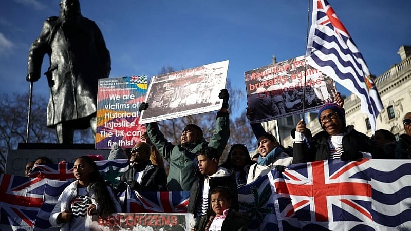 UK puts Chagos sovereignty plan on hold following opposition...