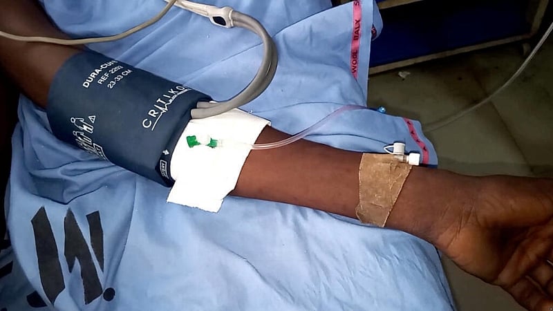 Nigeria opens investigation after deadly airstrike kills dozens in market