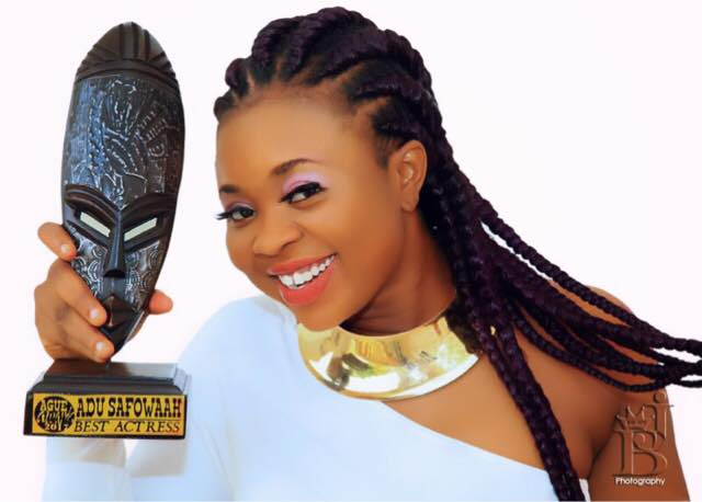 Adu Safowaa Wins Best Actress At All Ghana University Awards