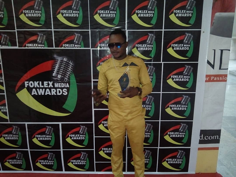 8th Foklex Media Awards: Grandmaster Murphy dedicated his award tohis Mom ahead of the Mother's Day
