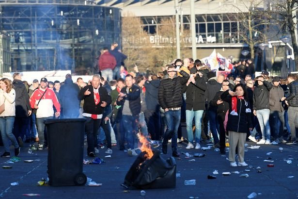 Police Stop 54 Weapon-Carrying Ajax Fans Ahead Of Juve Game