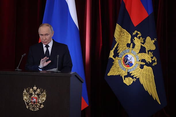 Putin’s Slipping Grip as Approval Decline Signals War Strain in Russia
