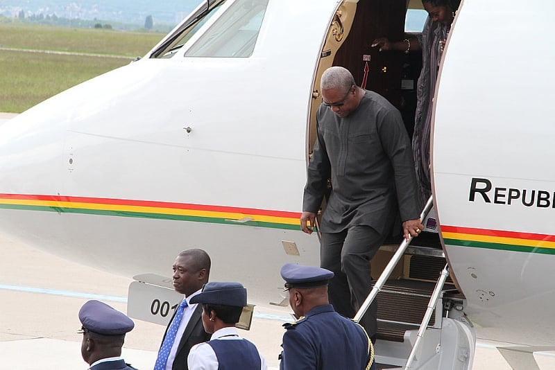 Storm South Africa with private jet to speak against xenophobia – Dafeamekpo