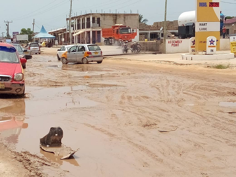 Kasoa Nyanyano Residents Vow To Bite Gov't If Poor Roads Are Not Fixed