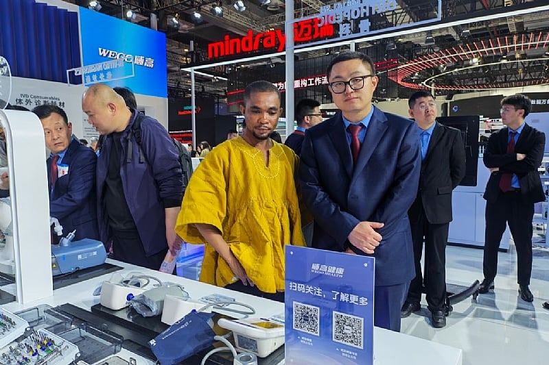 Elkanah Frederick Ayittey engages China to boost healthcare ...