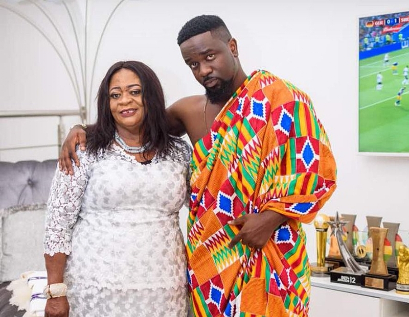 Check out as some Ghanaian celebrities hung out with their mothers on Mothers' Day - Vimarsana News
