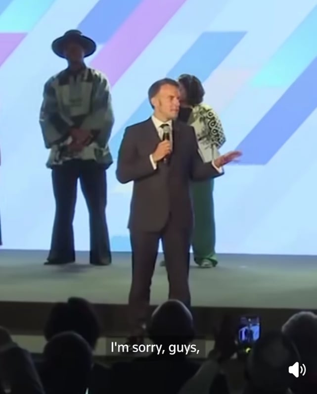 "Hey! Hey! Hey!" Macron Stops a Summit to Demand Silence and...