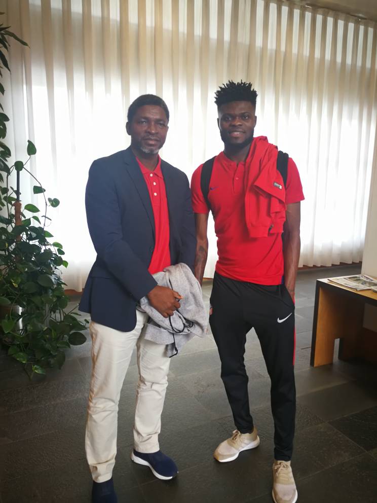 The renowned midfielder, thomas partey, whose love for the ball is undeniable has become a rising star. Ghana Deputy Coach Maxwell Konadu Extends Working Visit To ...