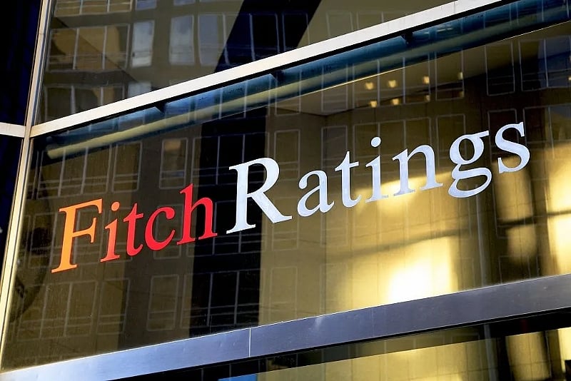 Fitch projects possible extension of fuel price relief measures in Ghana