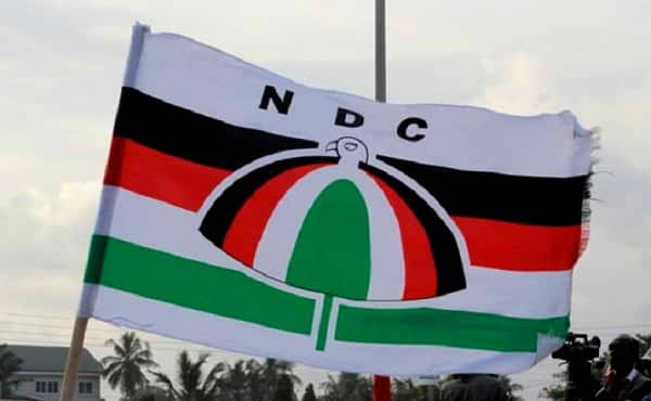 NDC primaries: Uproar as agents of Krowor aspirants 'spray' money on delegates in queue - Vimarsana News