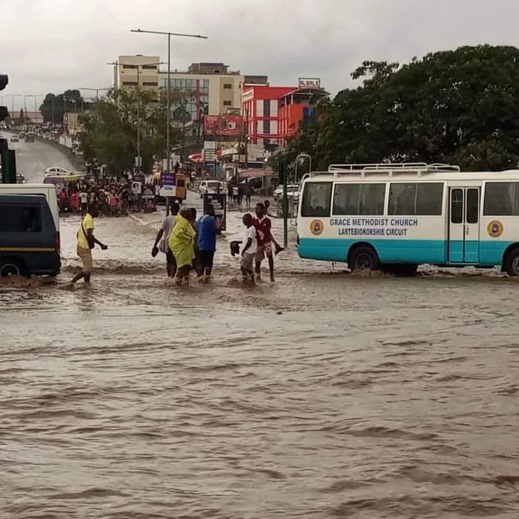 VIDEO: Heavy rainfall destroy properties in Accra