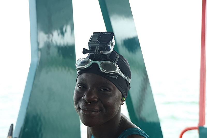 Yvette Tetteh completes historic 450km swimming across Volta River - Vimarsana News