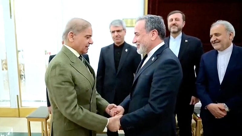 Middle East war live: Pakistan offers to host next Iran-US p...