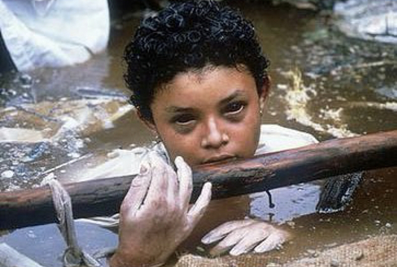 The Agony of Omayra Sánchez: The story behind the iconic 1985 'World Press Photo' - Vimarsana News