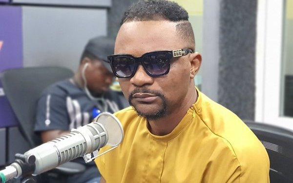 Your songs are senseless, focus on your books — Mr Logic
