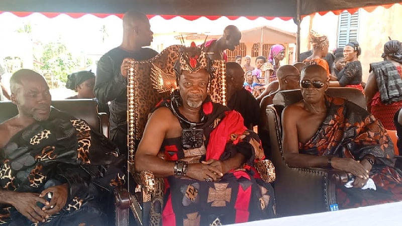 Gomoa Ajumako Omanhene pledges to support early completion of self-help proj
