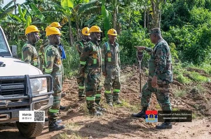 Images and videos of military clearing lands for Accra–Kumas...