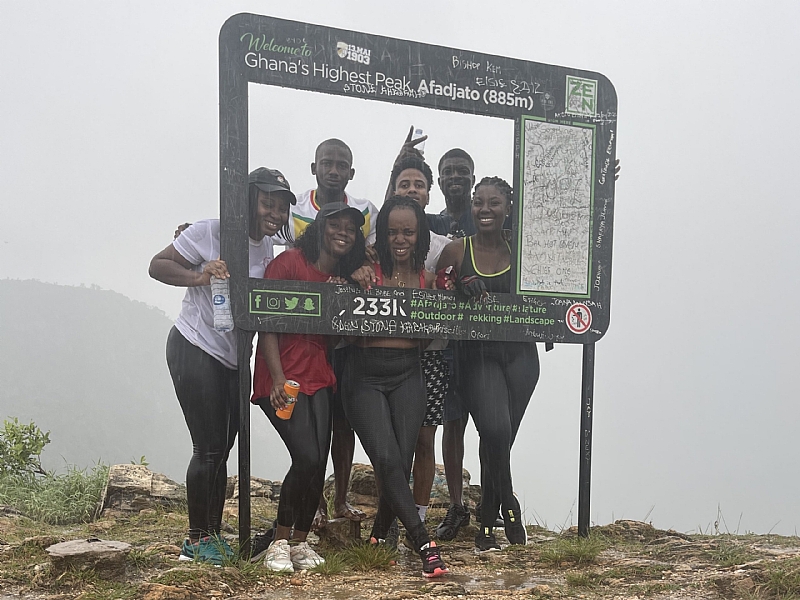 V/R: Afadjato tourists call for resting shelter on Afadjato