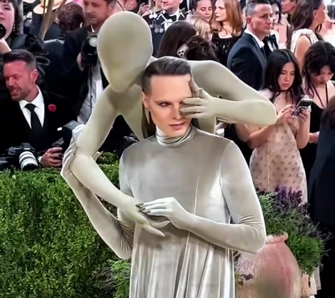 Jordan Roth Becomes a Living Sculpture at the 2026 Met Gala