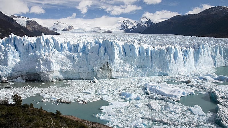 Mass support for petition to protect Argentina glaciers from mining expansion