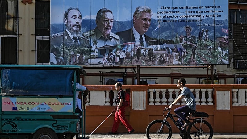 Raul Castro backs sweeping Cuba reforms to revive struggling...