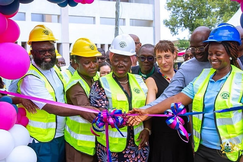 Trade Minister cuts sod for CSIR ITAED-HUB to boost local industrial capacity