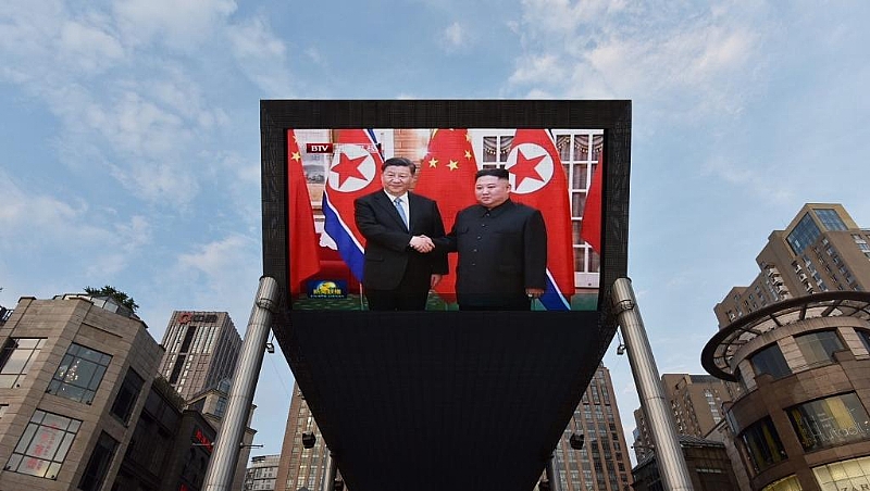 North Korea rolls out the red carpet for China's Xi Jinping